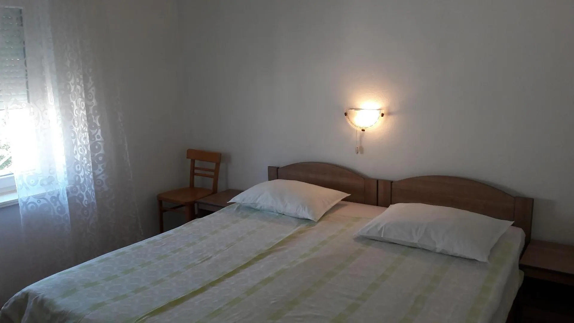 Piadora Apartment Banjol