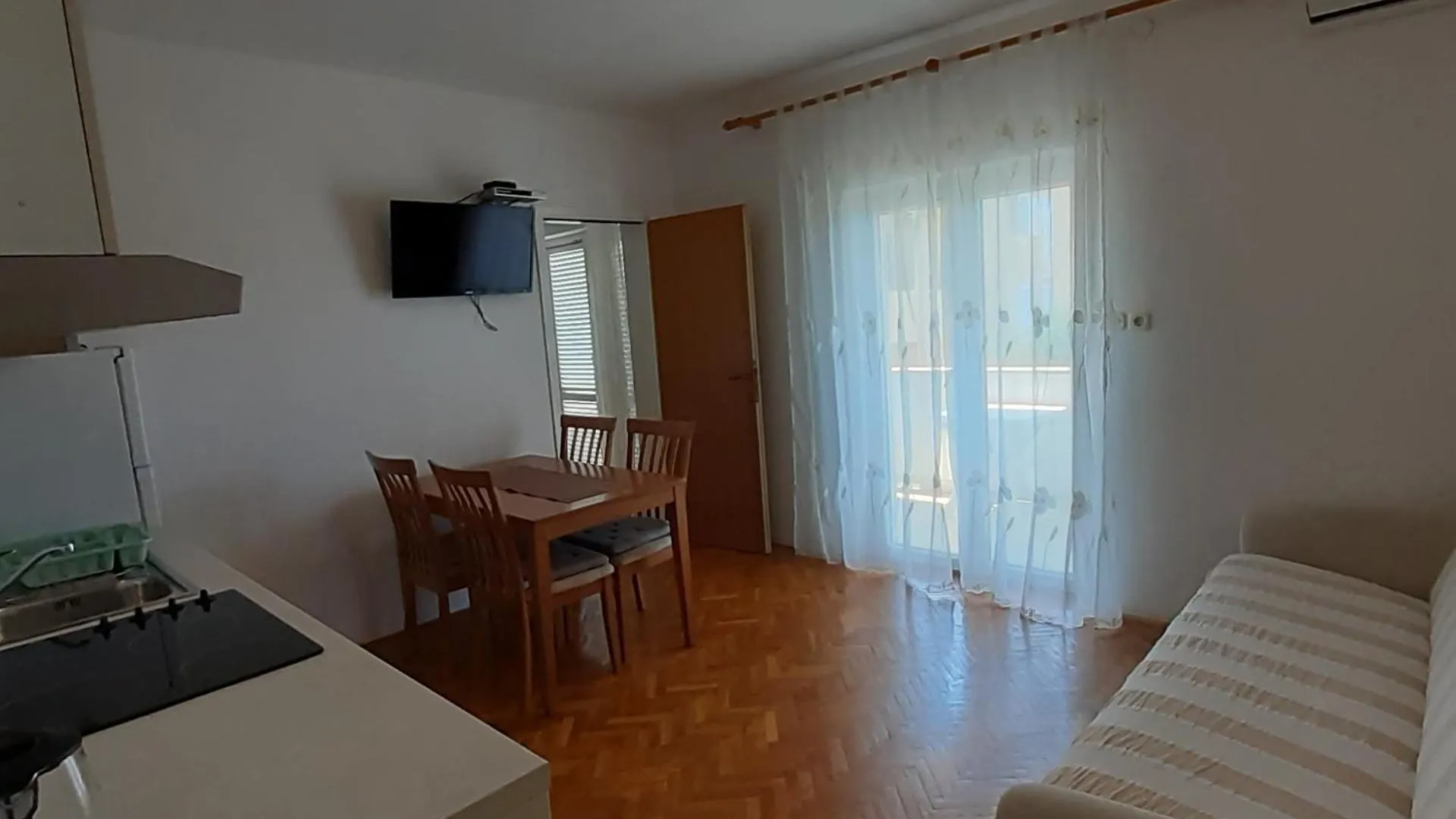 Piadora Apartment Banjol